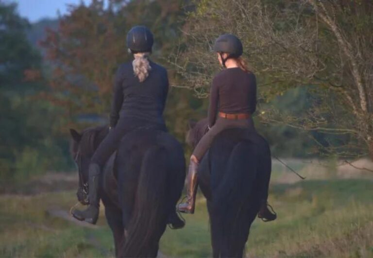 reiten in der natur. foto simone hoppe s&s equestrian.