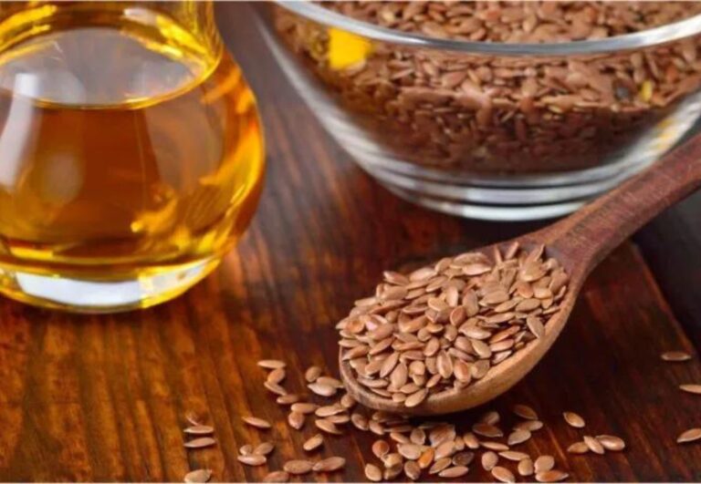 leinöl gilt als eine der gesündesten quellen für omega 3 fettsäuren für pferde. canva pro.